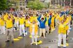 2014-5-15-minghui-falun-gong-newyork-515exercises-03_orig