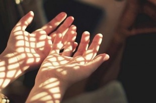 Hủy diệt đi sự lương thiện, con người đang phải đối mặt với nguy cơ trùng trùng