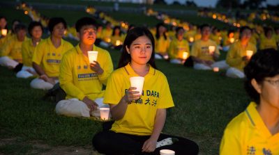 Nhân gian có một “Để Trụ giữa dòng”