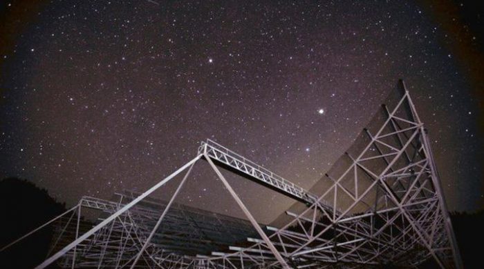 Phát hiện 8 tín hiệu vô tuyến ngoài hành tinh liên tục truyền đến Trái đất