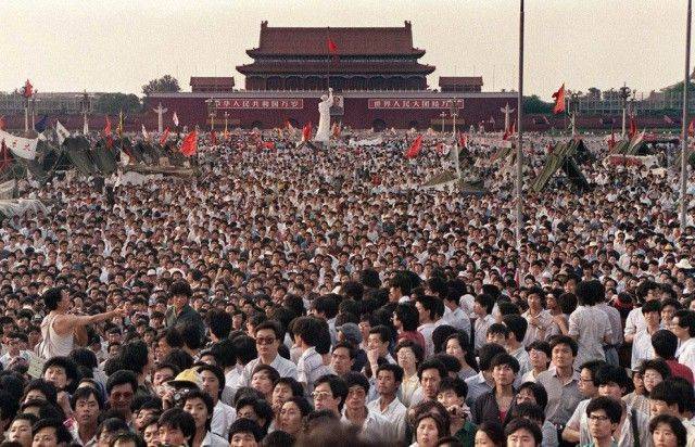 Cuộc biểu tình ở Quảng trường Thiên An Môn năm 1989. 