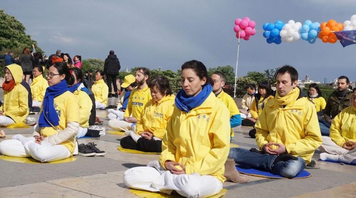 Chỉ 39 ngày tu luyện Pháp Luân Công: Ung thư trực tràng giai đoạn cuối khỏi hoàn toàn