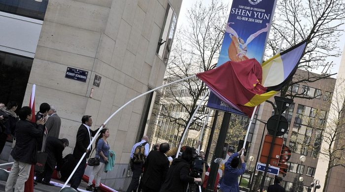 Chiêu trò của chính quyền Trung Quốc với Đoàn Nghệ thuật Shen Yun