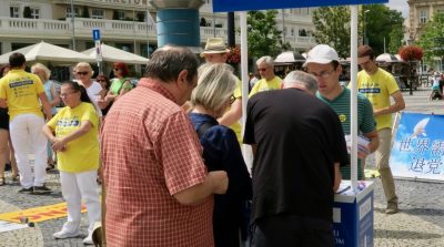 Slovakia: Nhiều nhân vật của công chúng thể hiện sự ủng hộ Pháp Luân Công và lên án nạn thu hoạch nội tạng bất hợp pháp của ĐCSTQ