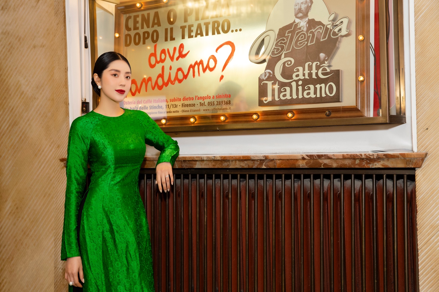 Hoa hậu Tô Diệp Hà diện áo dài truyền thống tham dự show Shen Yun tại Ý - Ảnh 7.